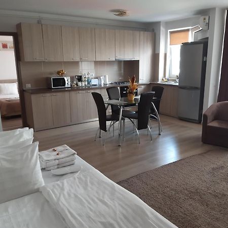 Apartament Marcel - Coresi Mall Brassó Kültér fotó