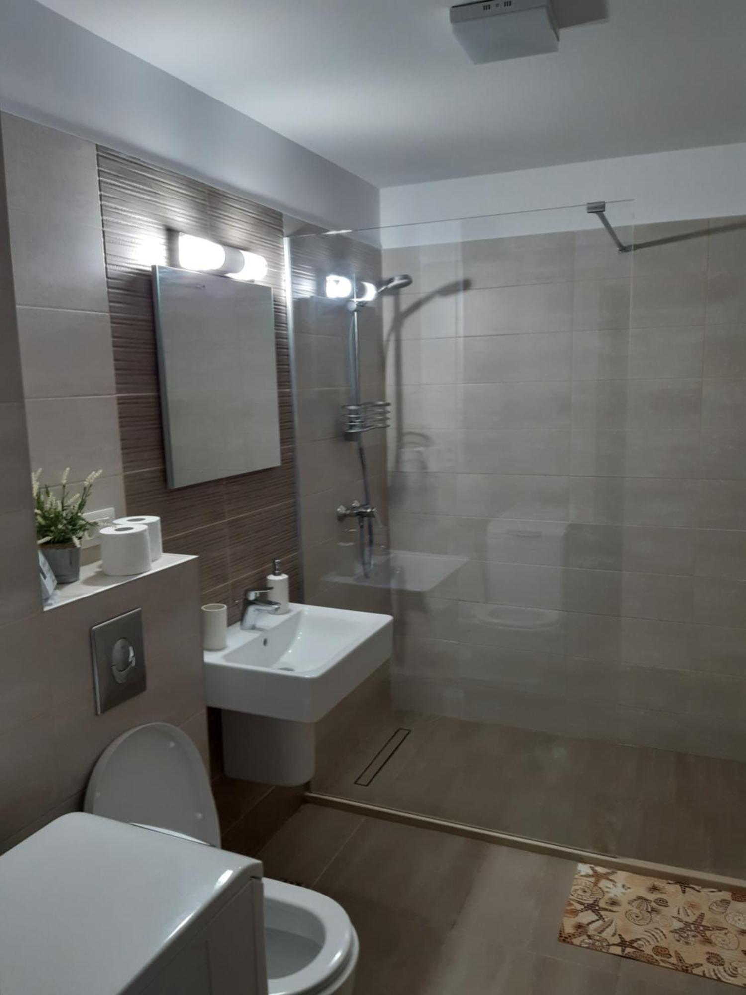 Apartament Marcel - Coresi Mall Brassó Kültér fotó